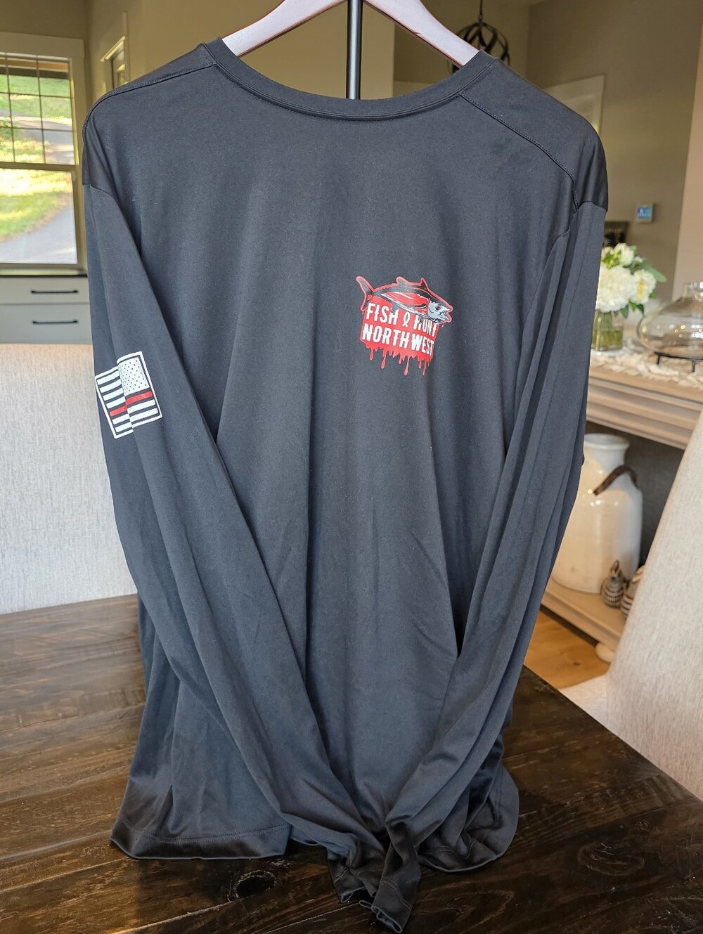 Fish Hunt Northwest Men's Long-Sleeve Performance Shirt - Black/Red